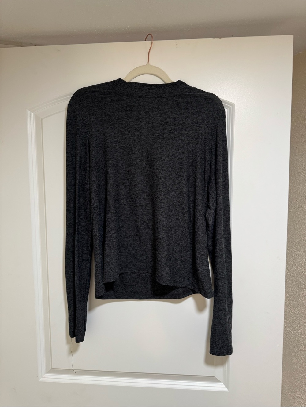 Beyond Yoga Long Sleeve Crewneck Top - Heather Black